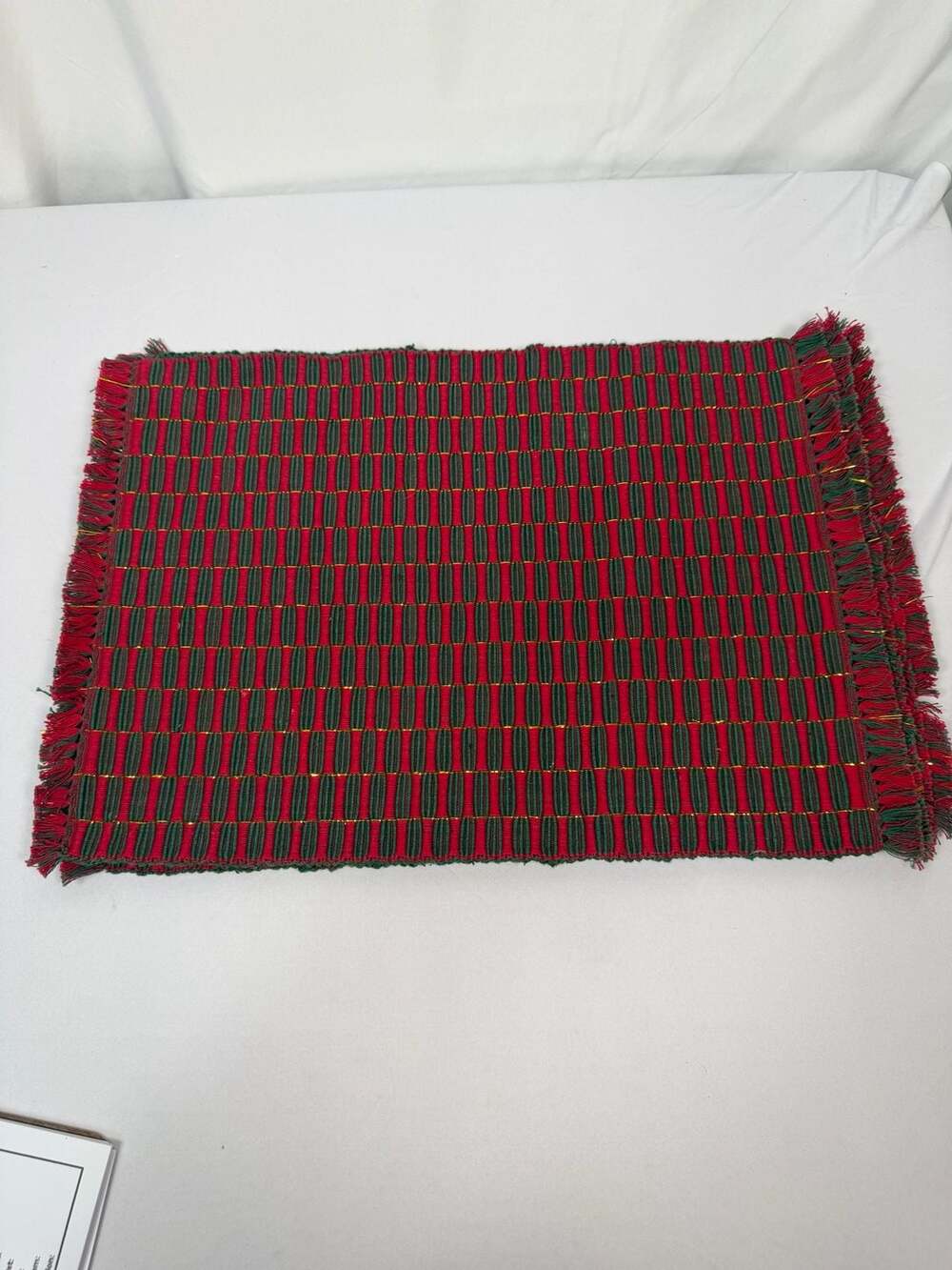 Red and Green Woven Fringed Christmas Placemats Set of 4 - Picture 1 of 6
